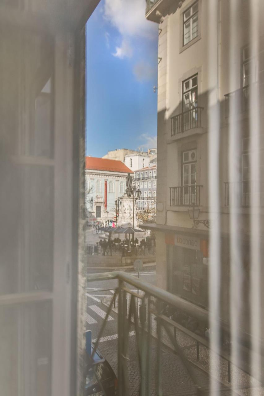 Chiado Balcony Apartment Lisbon Luaran gambar