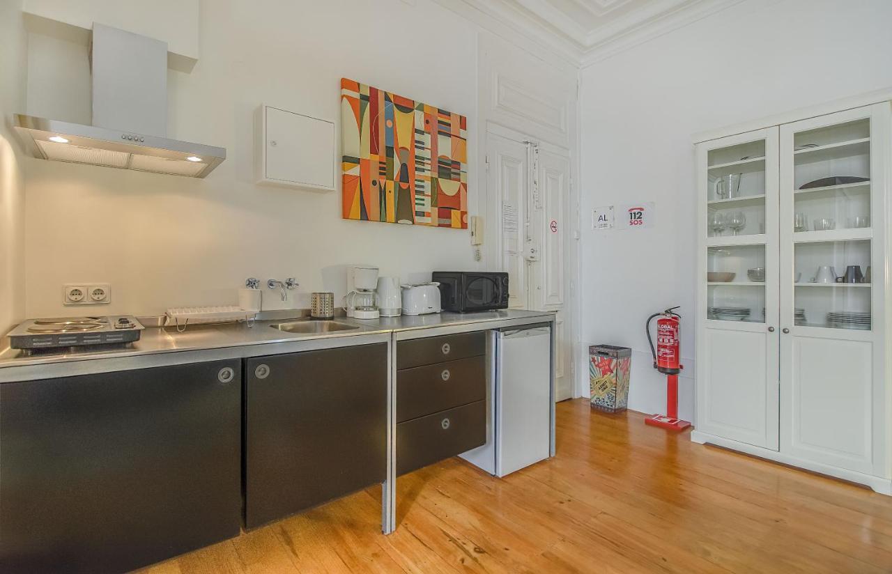Chiado Balcony Apartment Lisbon Luaran gambar