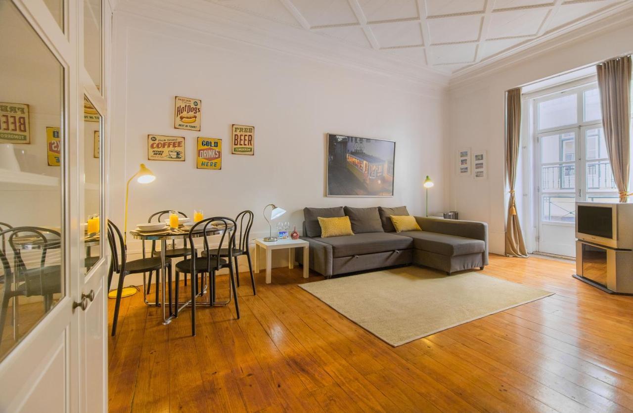 Chiado Balcony Apartment Lisbon Luaran gambar